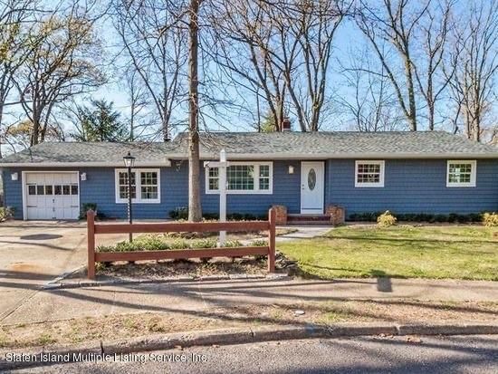 21 Teabury Ln Oakhurst Nj 07755 Zillow