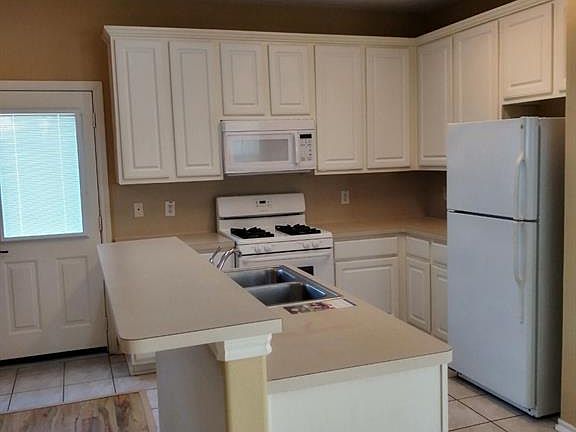 5th image of 3302 Palston Bend Ln