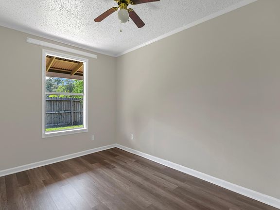 2nd image of 85 Shag Ln #81
