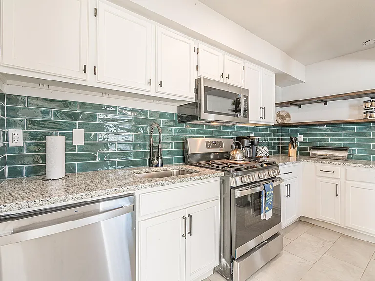 346 Natalen Ave #2COZY — Photo 5