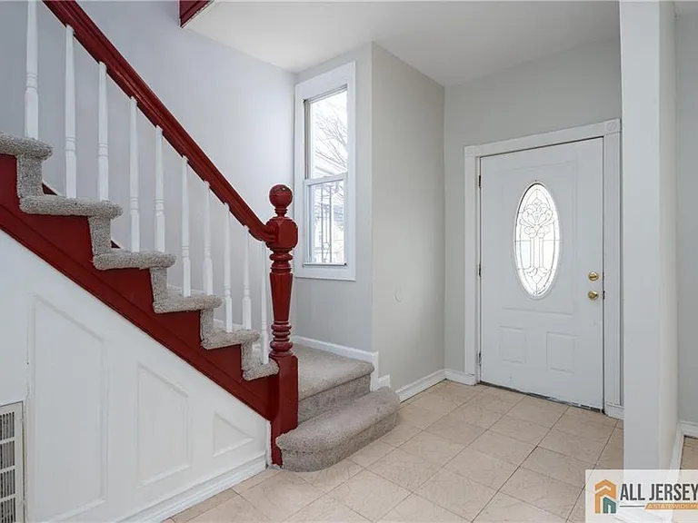 264 Seaman St #2 — Photo 2