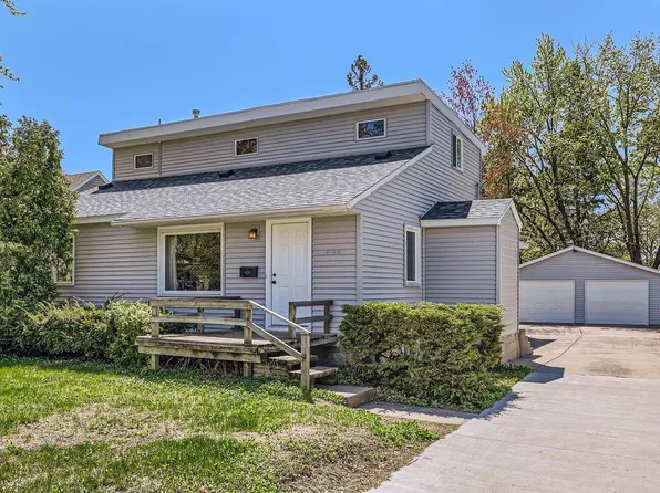 900 Park St, Anoka, MN 55303