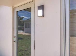 311 SE 5th St #4, Hallandale, FL 33009