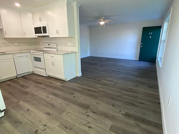 3rd image of 2800 Indian River Blvd APT U5