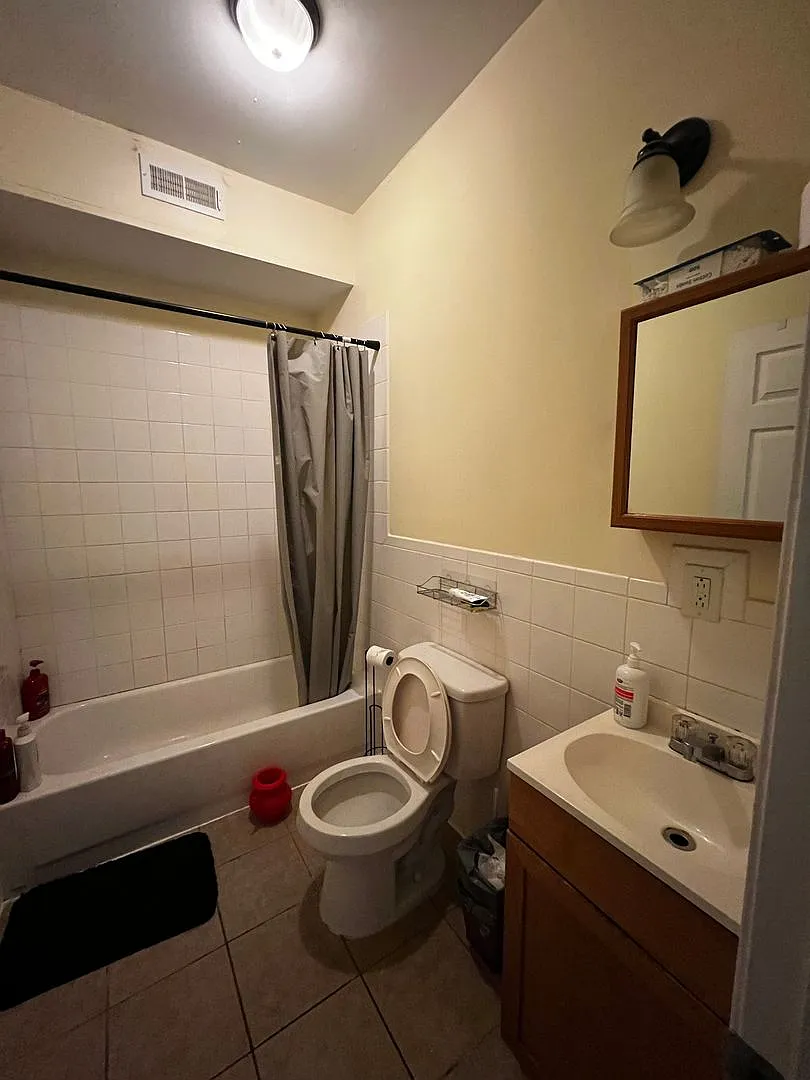676 N 33rd st - 2 — Photo 2