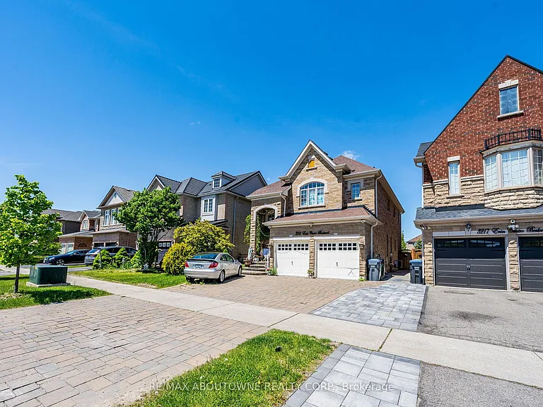 3221 Erin Centre Blvd #BASEMENT — Photo 3