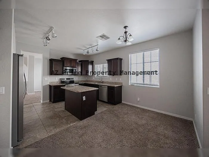 7422 S 27th Way — Photo 12