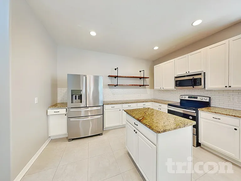 9247 Wellstone Dr — Photo 5