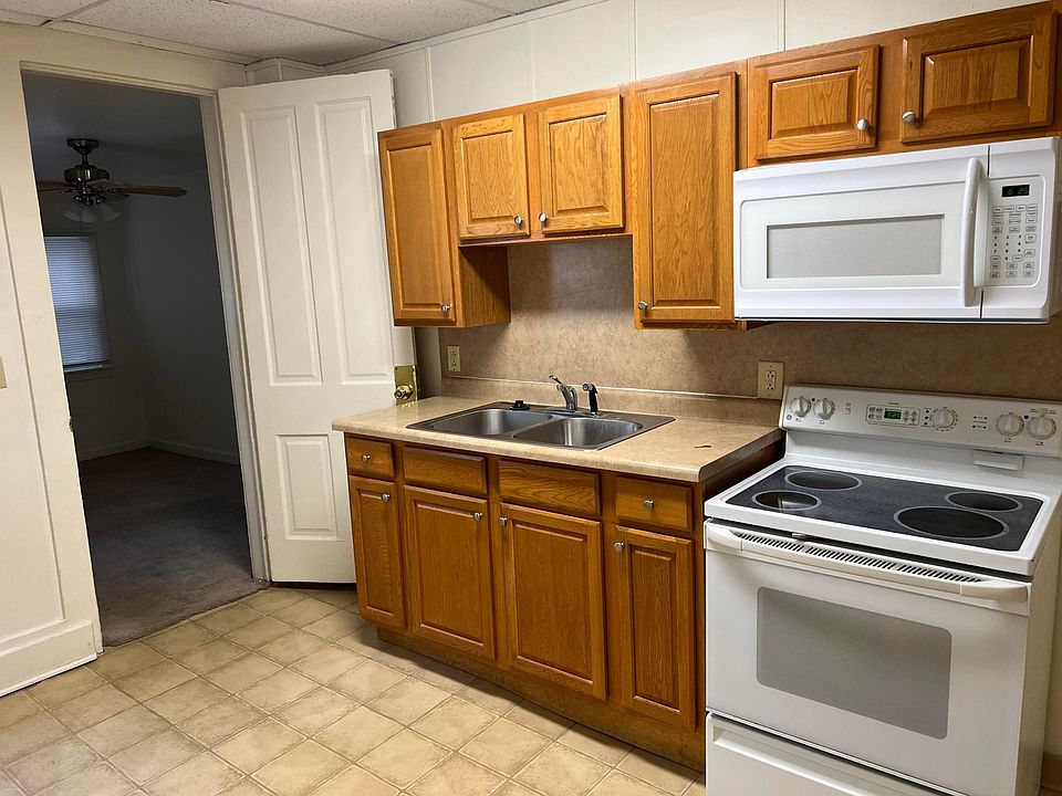 2nd image of 304 Park Ave #1