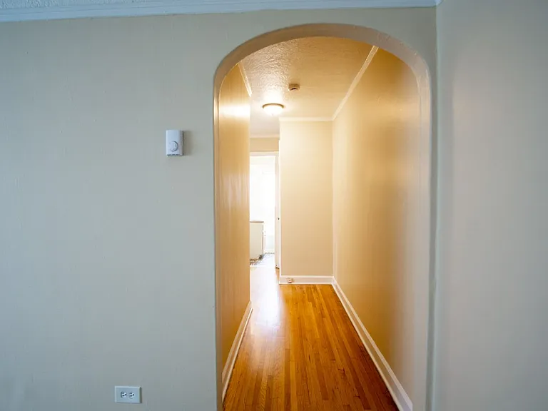 2010 SE Sherman St #6 — Photo 5
