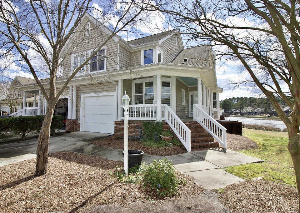 1st image of 313 Dogwood Lndg