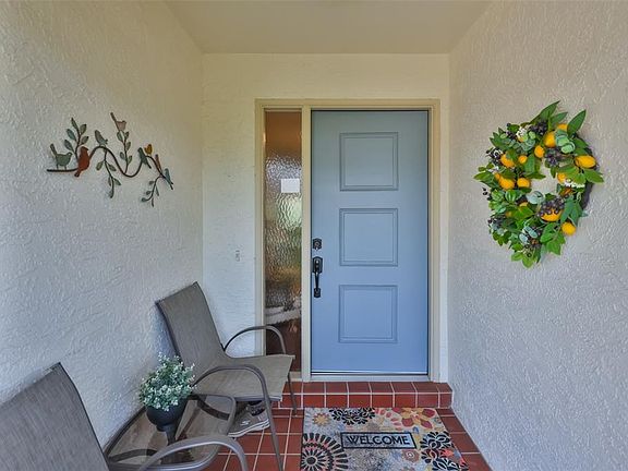 2nd image of 2417 Lancaster Dr