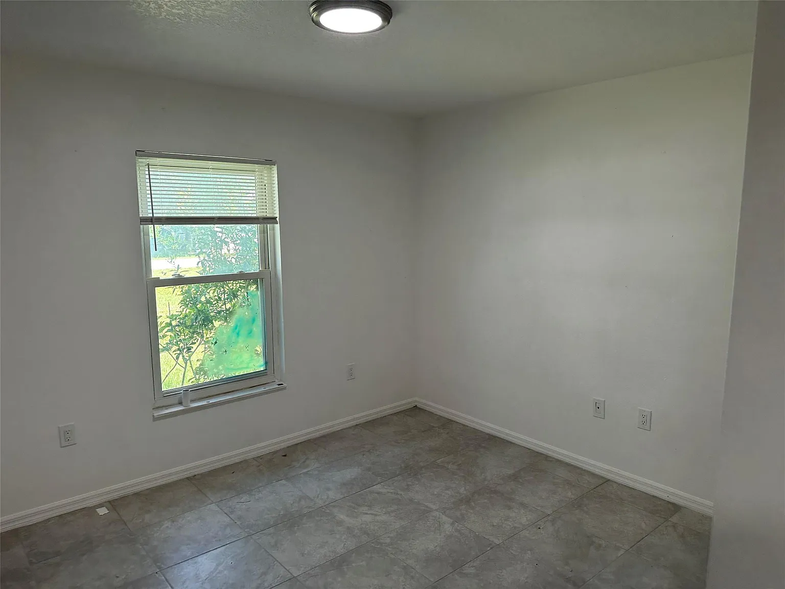Studio, 2.0 bath, 1185 sqft, $2,100 — Photo 4