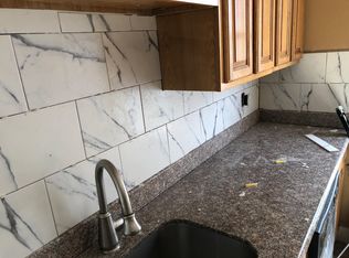 86 Newington Rd, West Hartford, CT 06110