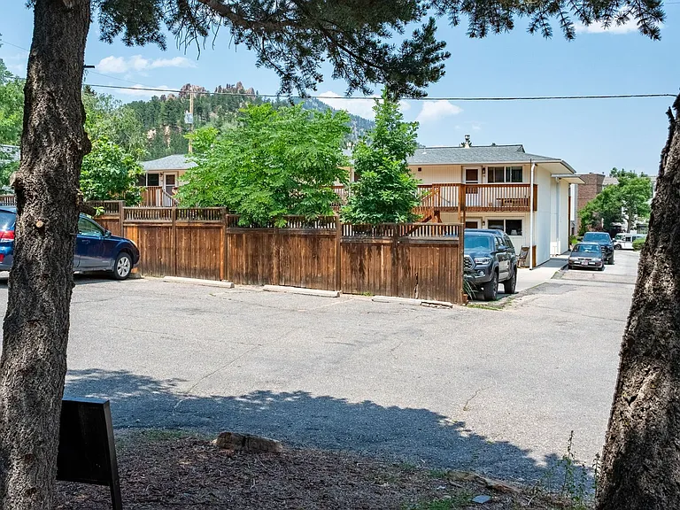 350 Arapahoe Ave #16 — Photo 29