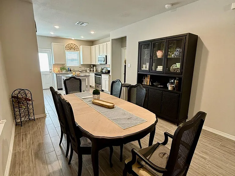 834 Redinger Ridge Dr — Photo 3
