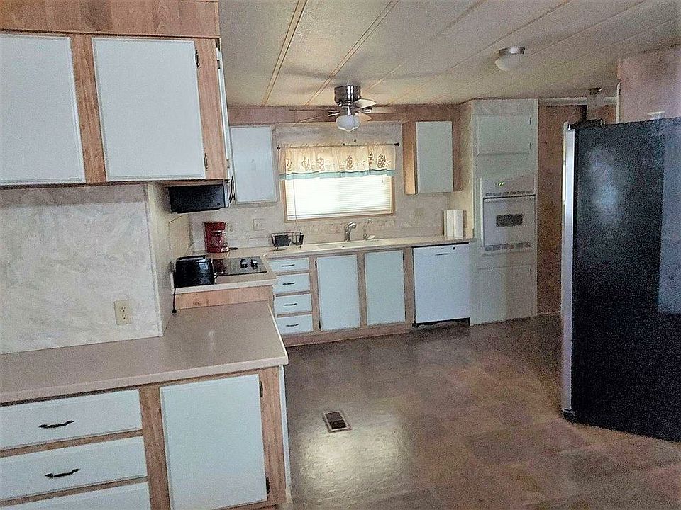 1st image of 1950 E 24th St Lot 76
