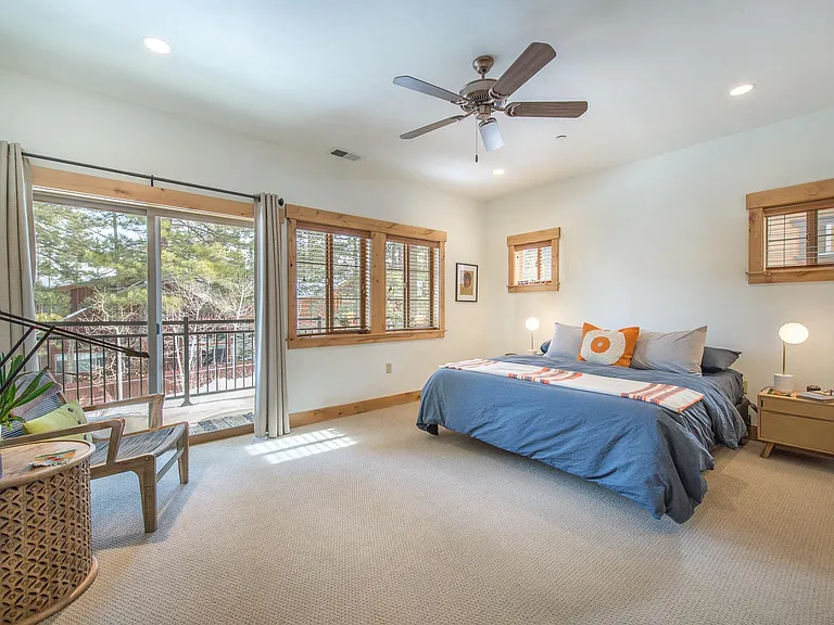 10183 Palisades Dr #1 — Photo 11