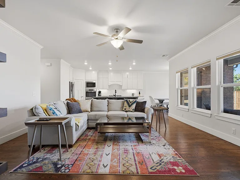 1229 W 86th Pl S — Photo 11