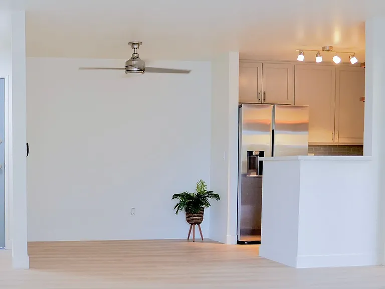 Tustin Palms Apartment Homes — Photo 35