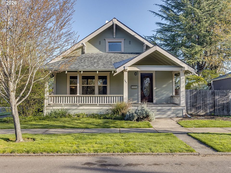 1st image of 307 NE 10th St