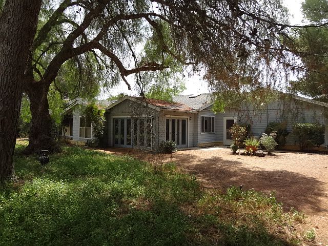 1st image of 15820 Camino Conejo