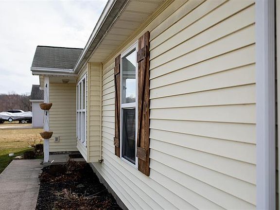 4th image of 1142 Elias Murray Dr