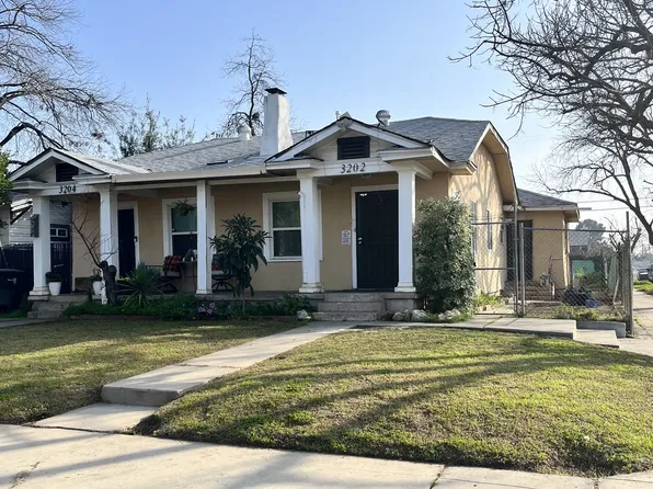 3202 E Montecito Ave, Fresno, CA 93702
