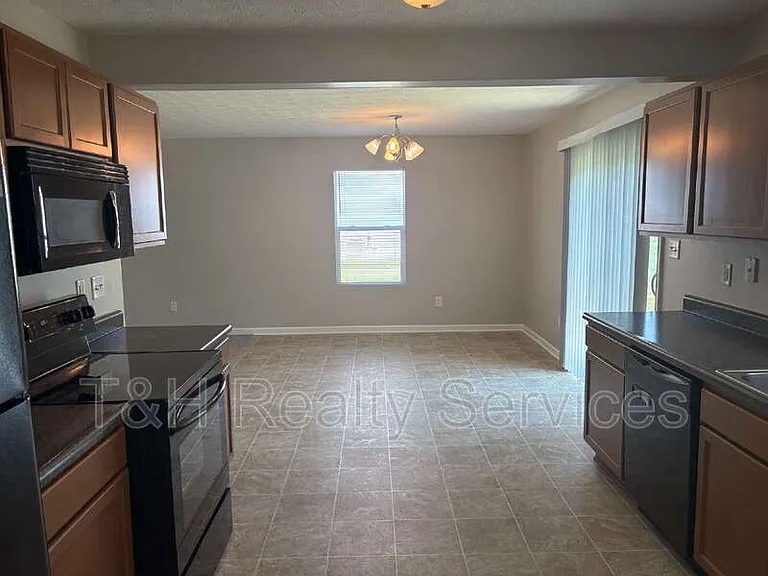 8151 Firefly Way — Photo 11