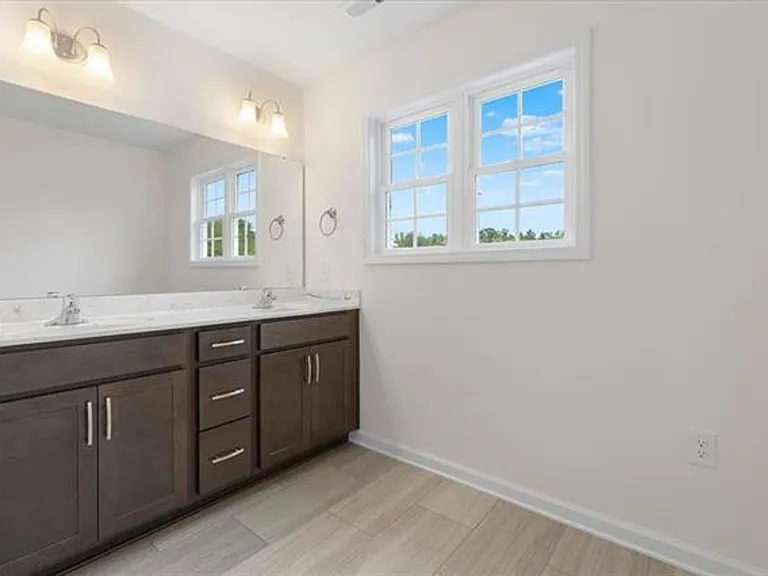 224 Bishop Rd — Photo 12