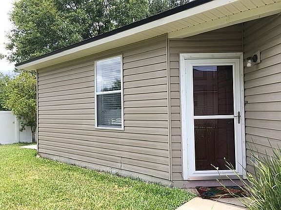 ‘FRONT’ DOOR on side