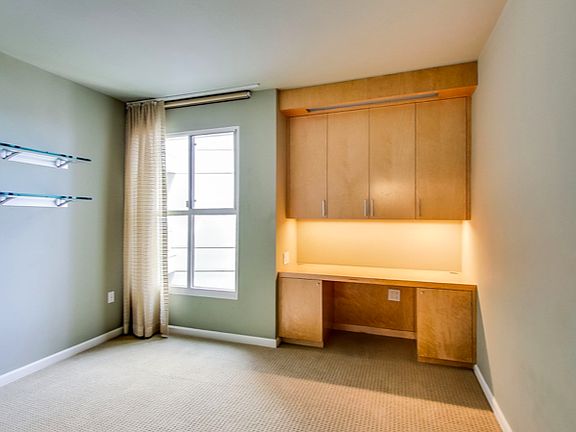 4th image of 140 S Van Ness Ave Unit 940
