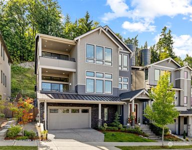 562 Foothills Drive NW, Issaquah, WA, 98027