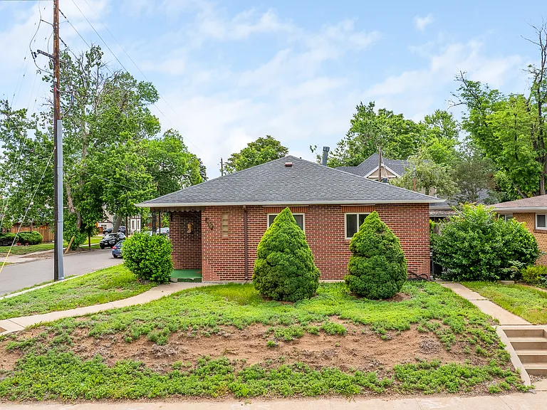 4546 Lowell Blvd #R — Photo 16
