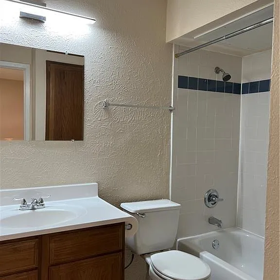 4405 Avenue A #20 — Photo 6