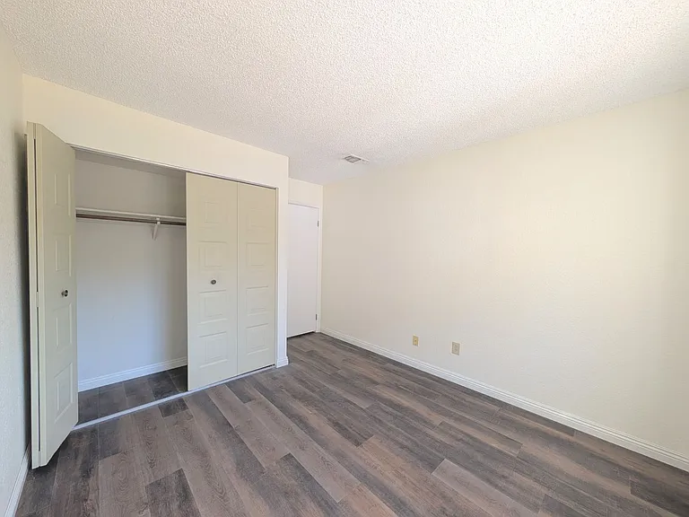 10988 Mira River Ct — Photo 25