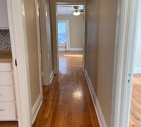 4th image of 165 Phila St APT 3