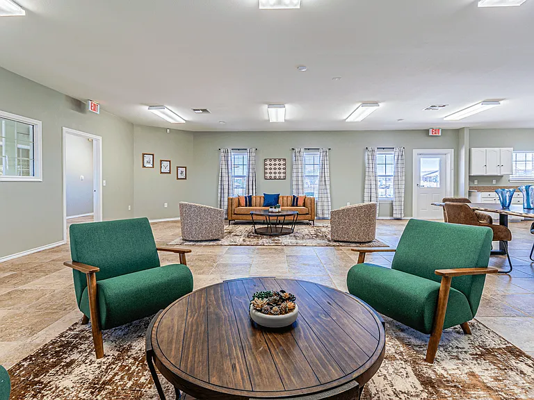 Cathy's Pointe Apartments — Photo 9