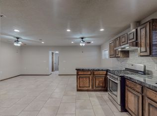522 7th St SW, Albuquerque, NM 87102