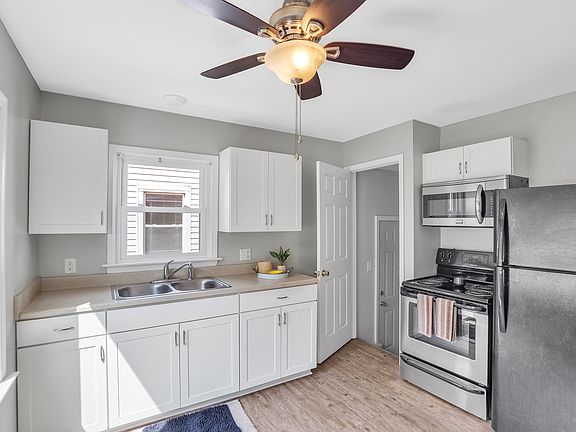 3rd image of 3546 Wersell Ave
