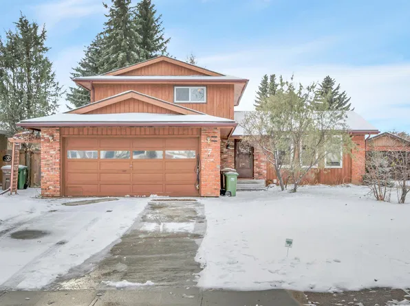 7 Anita Cres, Saint Albert, AB T8N 2W3