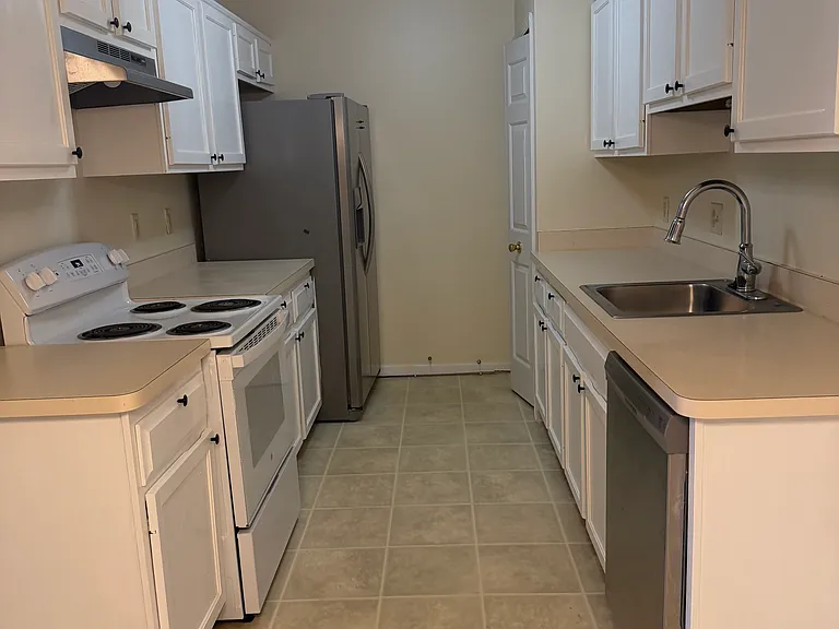 43234 Fountain Dr #0 — Photo 6