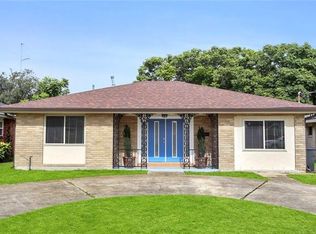 1304 Lakeshore Dr, Metairie, LA 70005