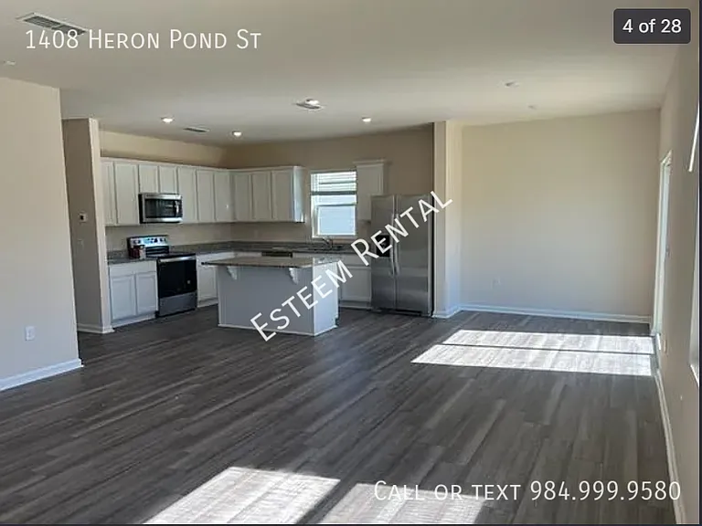 1408 Heron Pond St — Photo 4