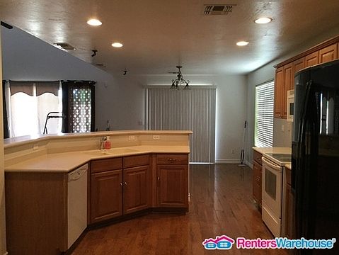 5th image of 39859 N Zampino St