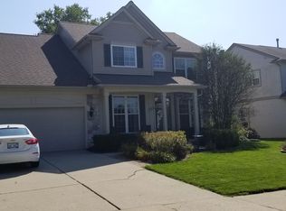 1036 Equestrian Dr, South Lyon, MI