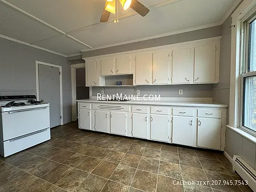 13 Kidder St #3 Photo 1