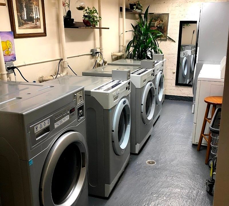 1st image of 323 W 30th St #2R