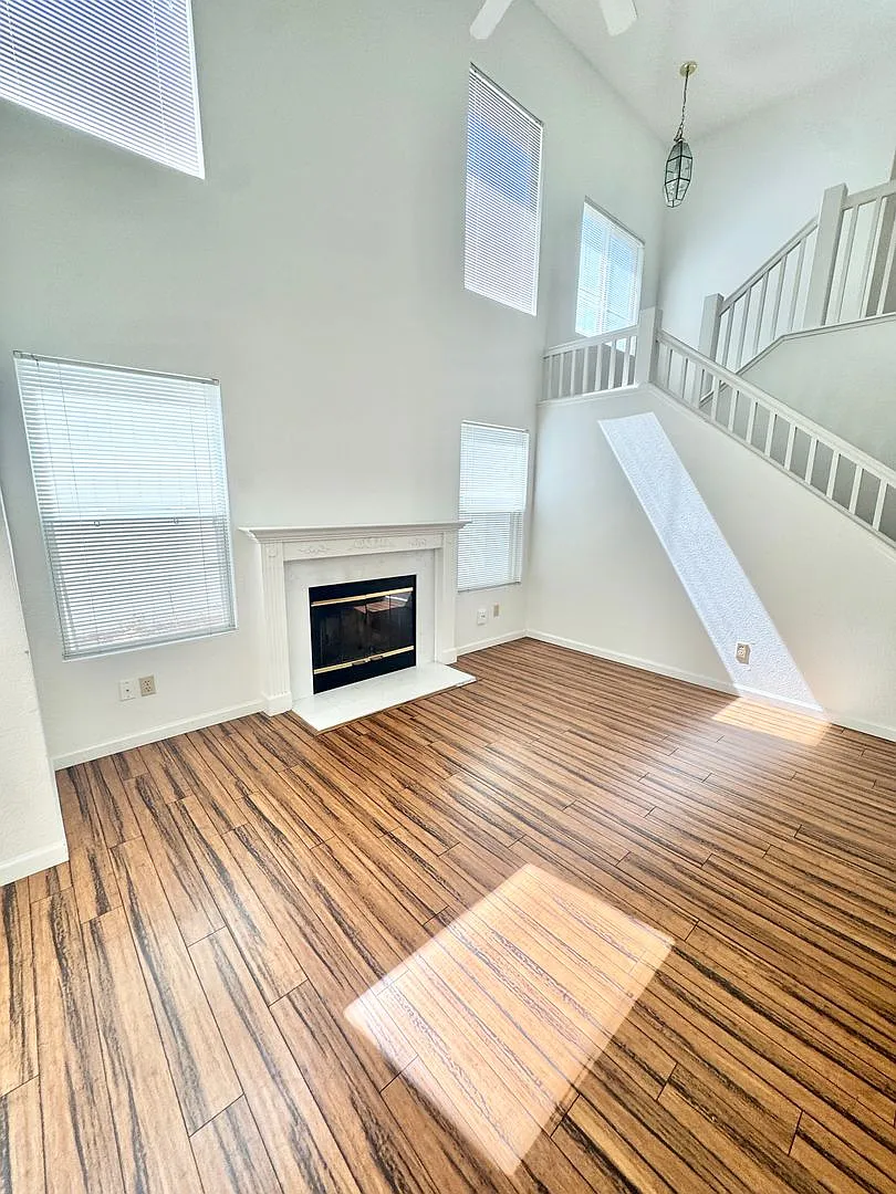 Folsom Three Bedroom Two And Half Bath | Gated Community | $2,495/Month — Photo 2