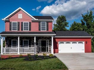 206 Woodbury Dr, Fairmont, WV 26554